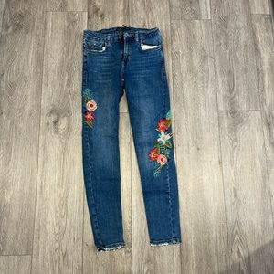 Zara embroidered flower jeans